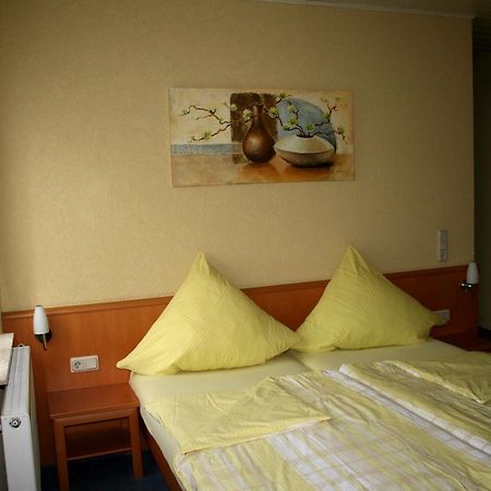Hotel Pension Zur Krone Eisenach Exteriér fotografie