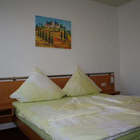Hotel Pension Zur Krone Eisenach Exteriér fotografie
